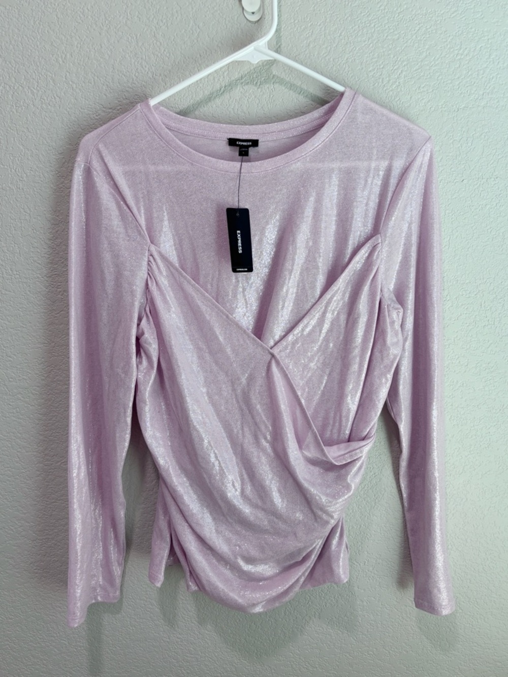 NWT Express Fitted Shine Lightweight Crew Neck Faux Wrap Front Tee Large